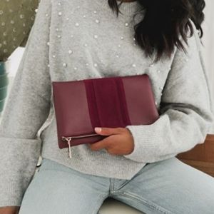 🅴 Summer & Rose Burgundy Foldover Clutch